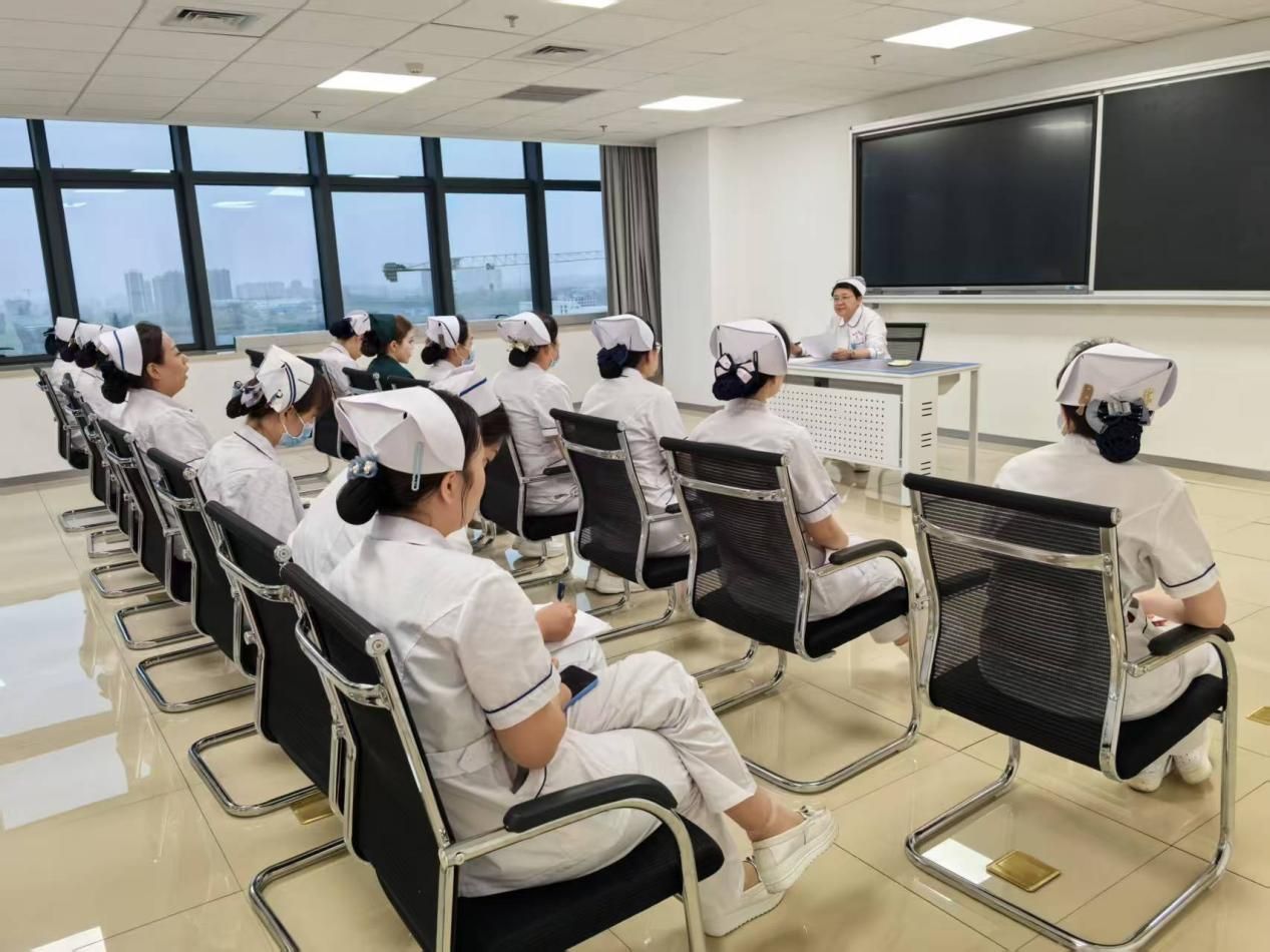 以赛促学强技能 以学促干护健康——我院成功举办第五届静脉留置针操作技能比赛